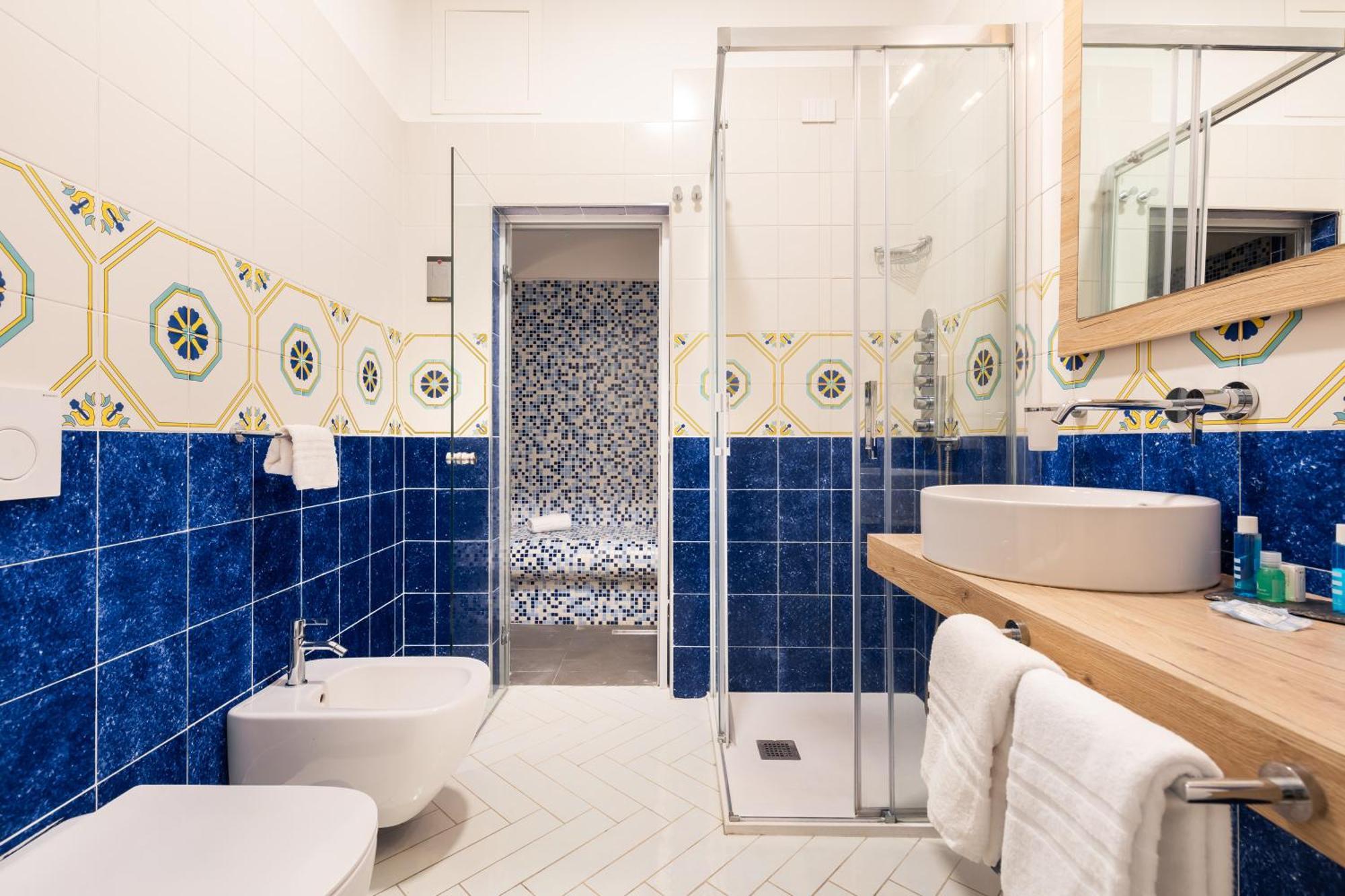 Yourhome - Lidia Rooms & Suites Sorrento Buitenkant foto