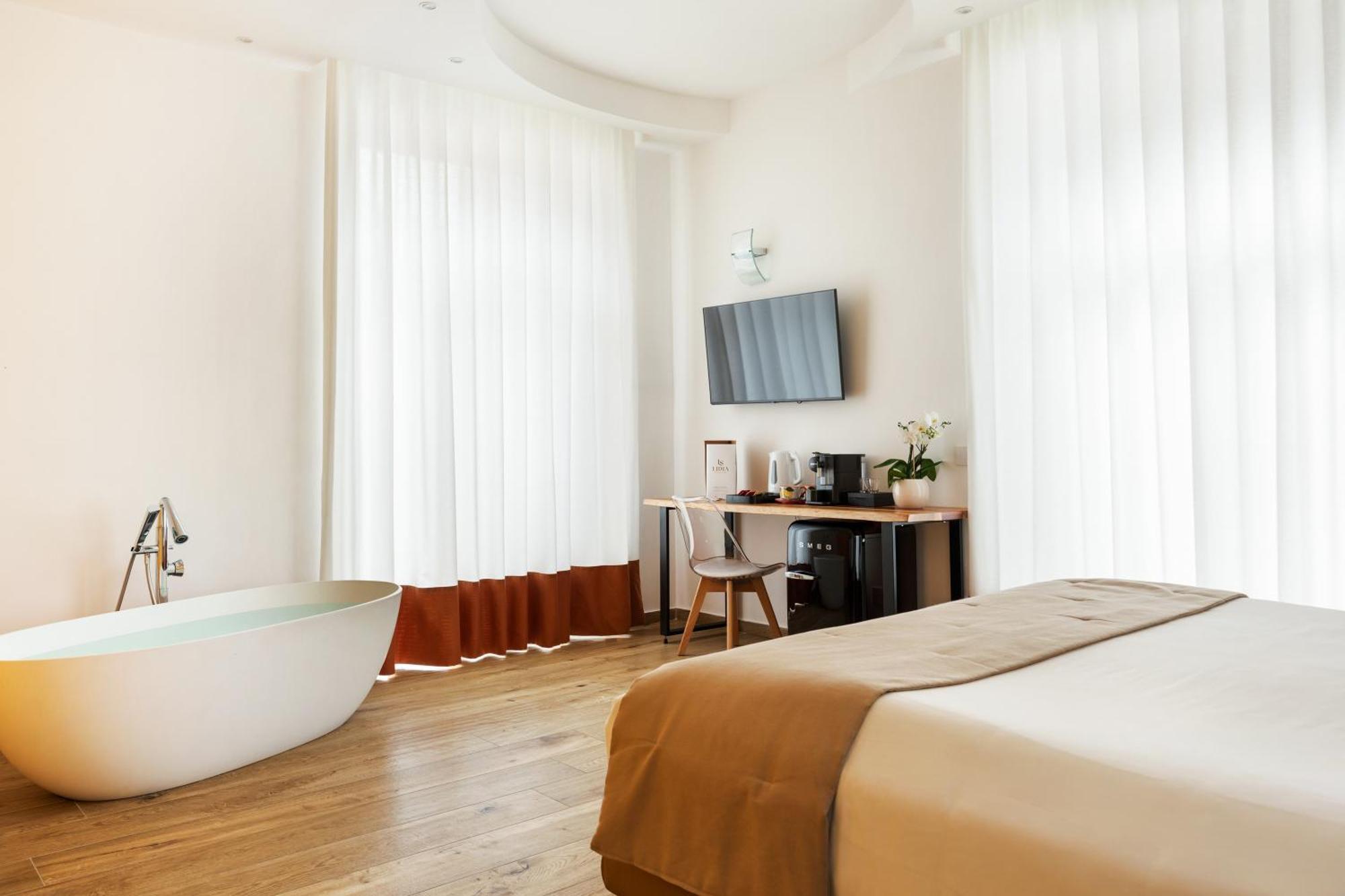 Yourhome - Lidia Rooms & Suites Sorrento Buitenkant foto